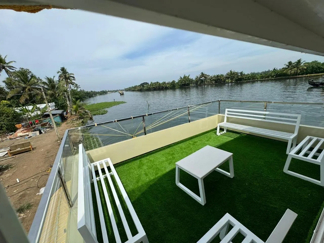 Elegant Boathouse Hotel Alappuzha Indien